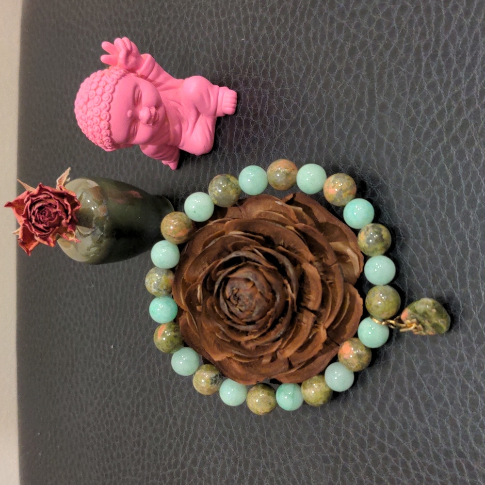 3/$40 📿 Handcrafted semi-precious stone bracelet